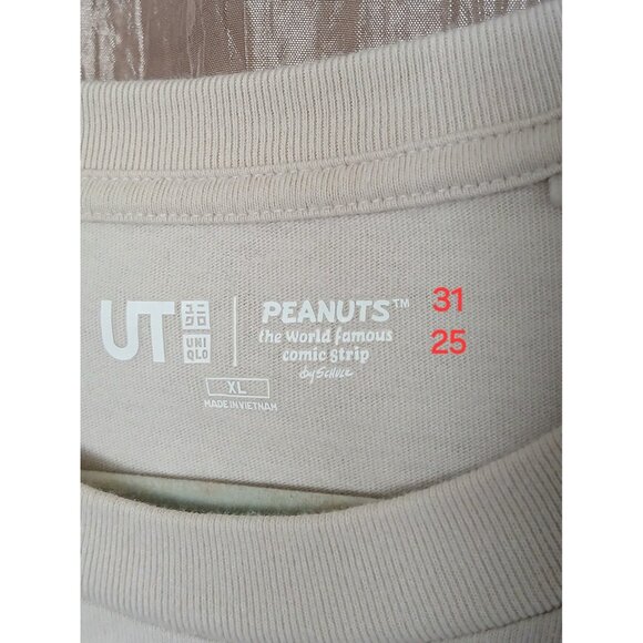Uniqlo UT × Peanuts T Shirt Mens XL Beige Cotton Short Sleeve Snoopy Schultz - Picture 9 of 9